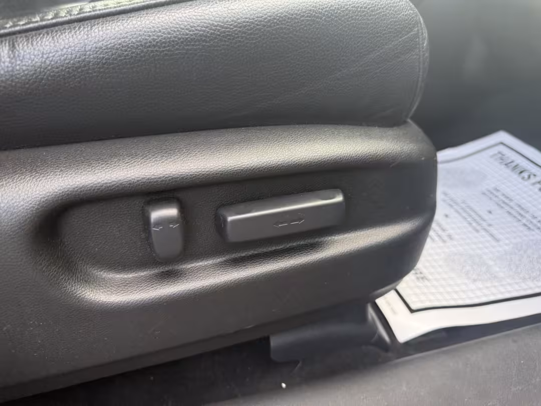 2018 Honda Pilot - 5FNYF6H83JB033527 - Image #33