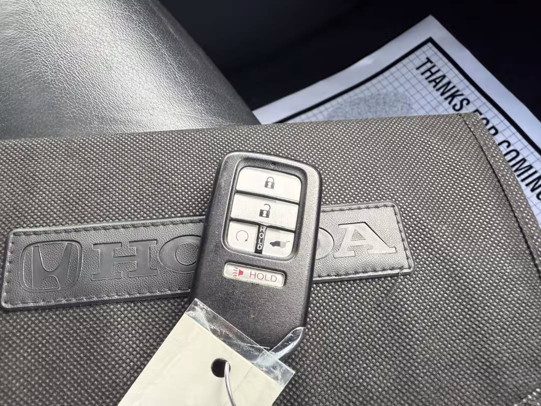 2018 Honda Pilot - 5FNYF6H83JB033527 - Image #35