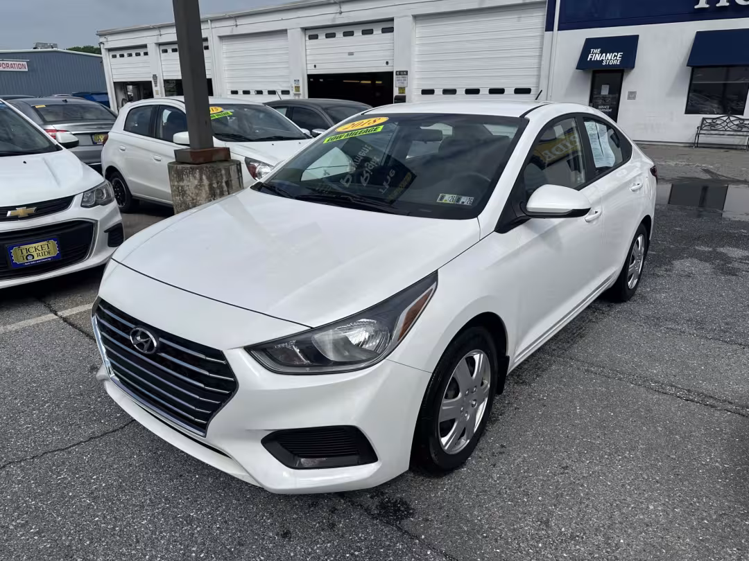 2018 Hyundai Accent - 3KPC24A34JE020851 - Image #1