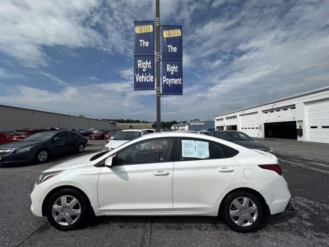 2018 Hyundai Accent - 3KPC24A34JE020851 - Image #6