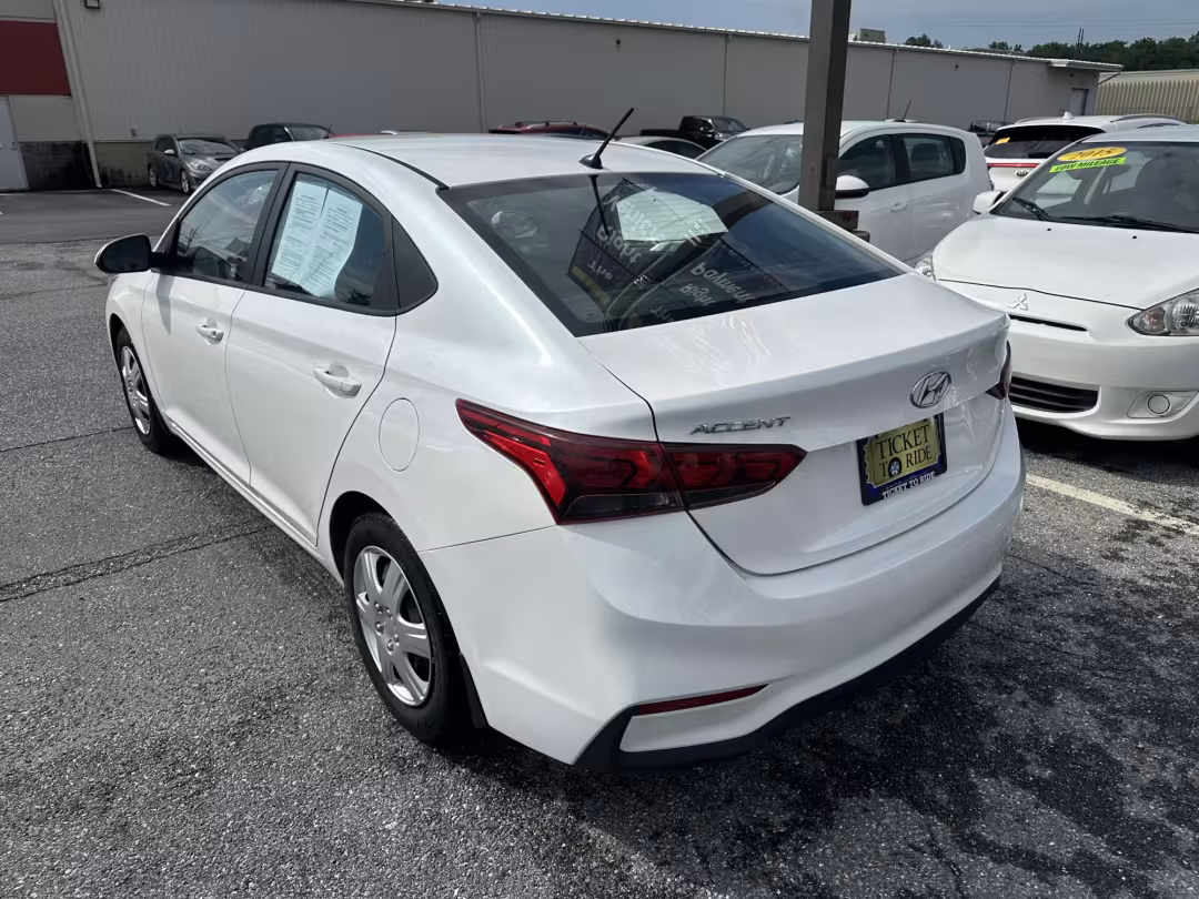 2018 Hyundai Accent - 3KPC24A34JE020851 - Image #7