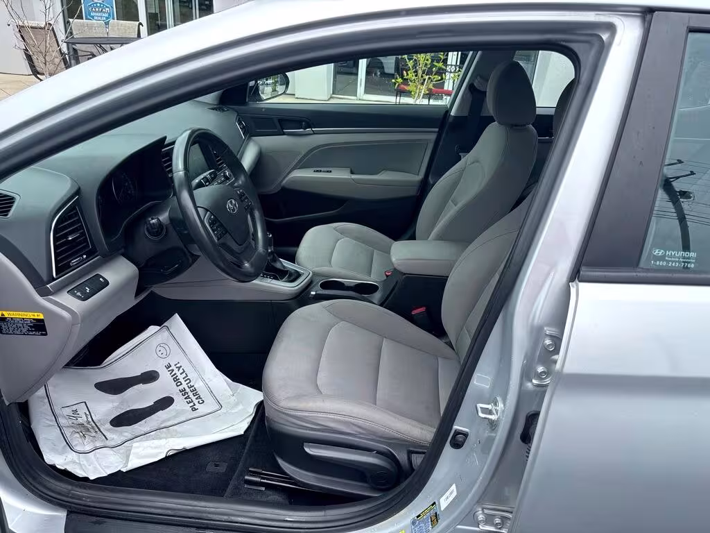 2018 Hyundai Elantra - 5NPD84LF1JH301334 - Image #5