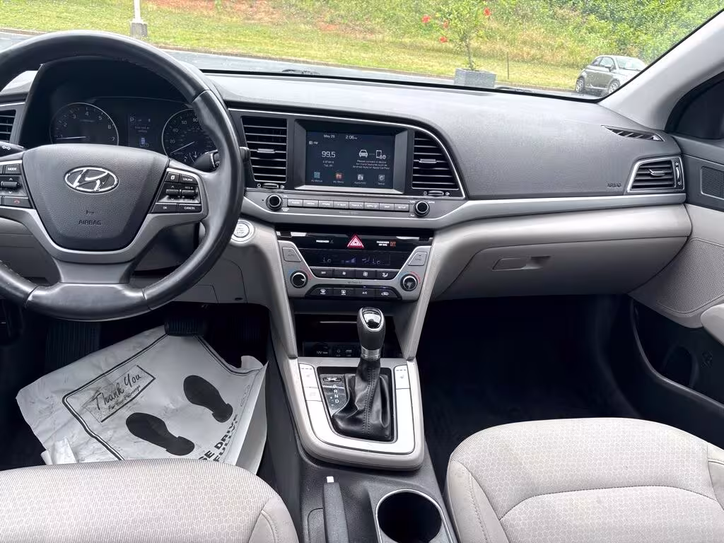 2018 Hyundai Elantra - 5NPD84LF1JH301334 - Image #7