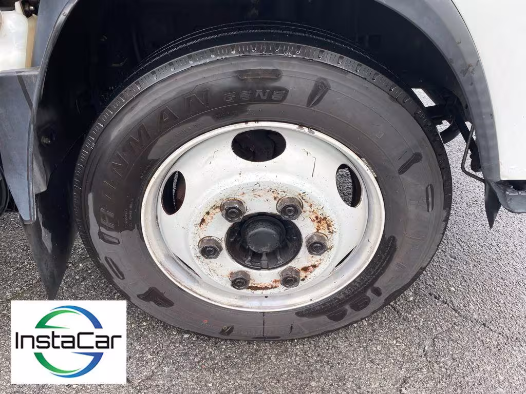 2018 Isuzu NQR - JALE5W168J7303614 - Image #14