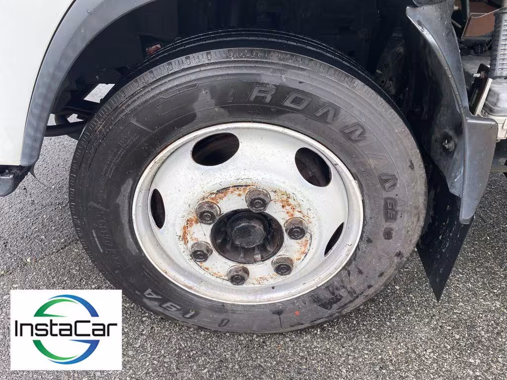 2018 Isuzu NQR - JALE5W168J7303614 - Image #15