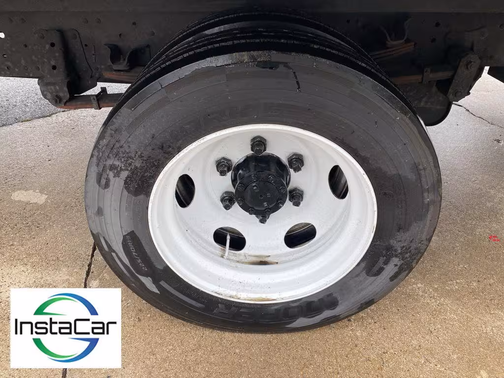 2018 Isuzu NQR - JALE5W168J7303614 - Image #16