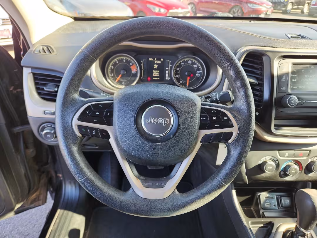 2018 Jeep Cherokee - 1C4PJLCB3JD566867 - Image #10