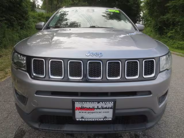 2018 Jeep Compass - 3C4NJDBB9JT155112 - Image #2