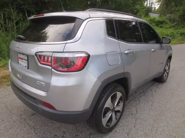 2018 Jeep Compass - 3C4NJDBB9JT155112 - Image #3