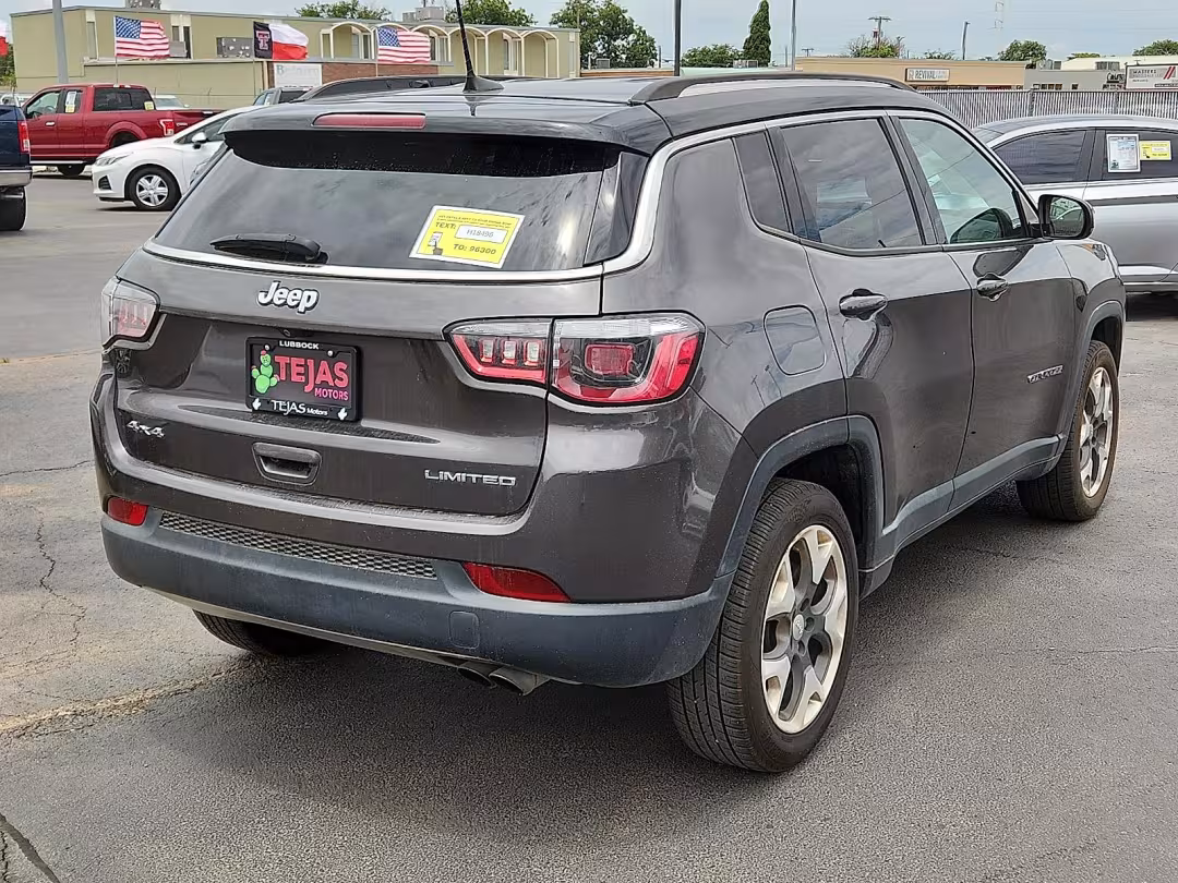 2018 Jeep Compass - 3C4NJDCB4JT135543 - Image #2
