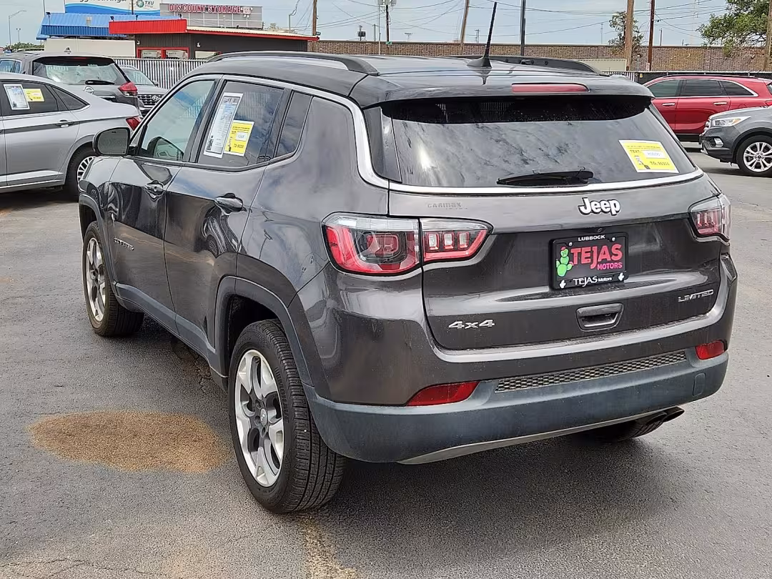 2018 Jeep Compass - 3C4NJDCB4JT135543 - Image #3