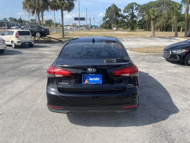 2018 Kia Forte - 3KPFK4A71JE232106 - Image #4