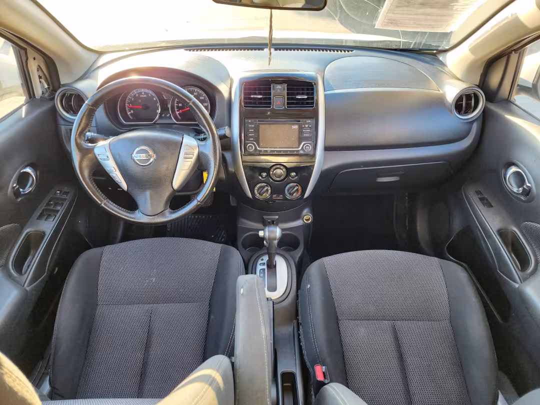 2018 Nissan Versa - 3N1CN7AP4JL864589 - Image #11