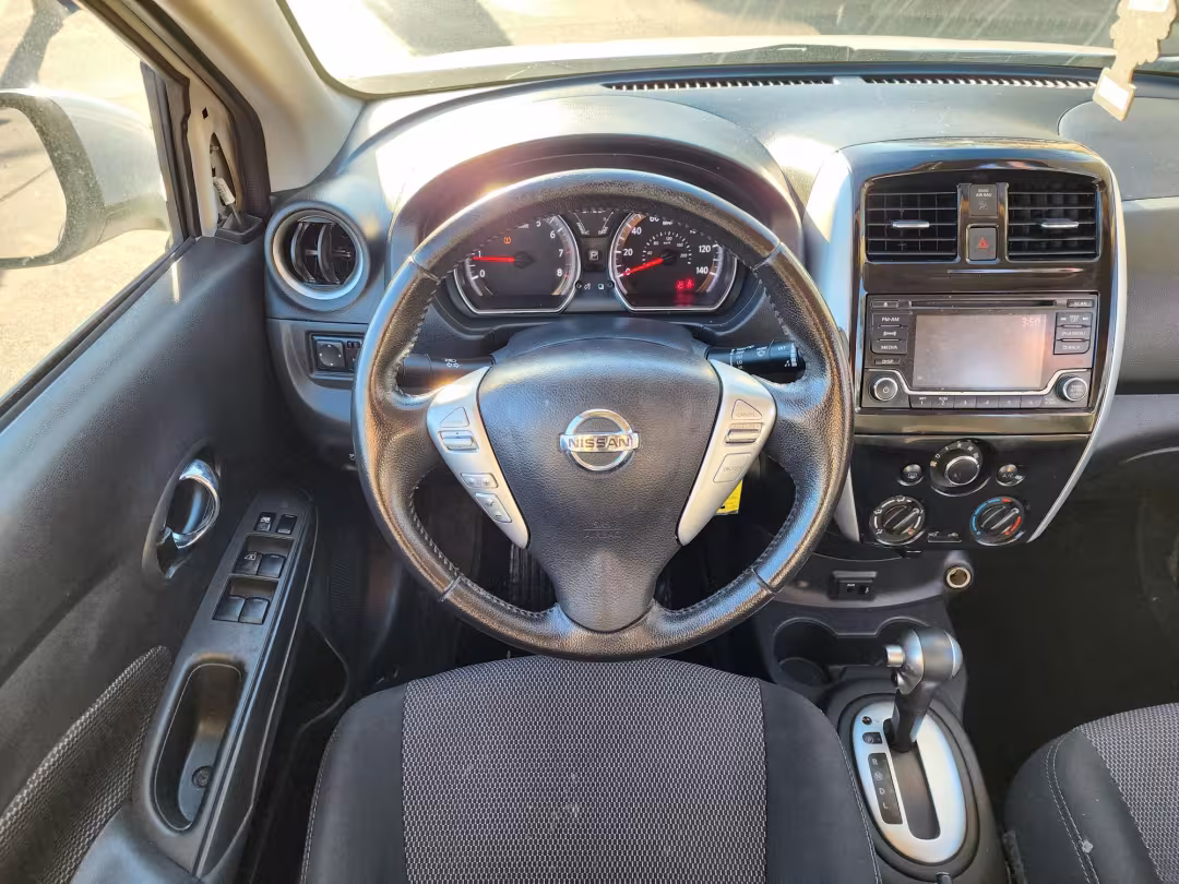 2018 Nissan Versa - 3N1CN7AP4JL864589 - Image #12