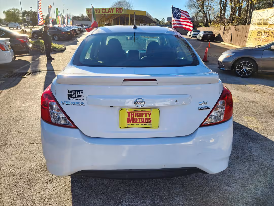 2018 Nissan Versa - 3N1CN7AP4JL864589 - Image #5