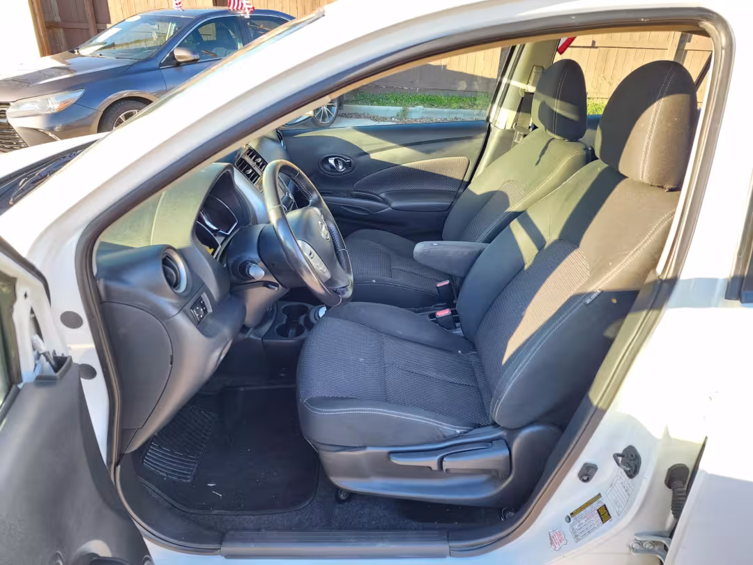 2018 Nissan Versa - 3N1CN7AP4JL864589 - Image #7