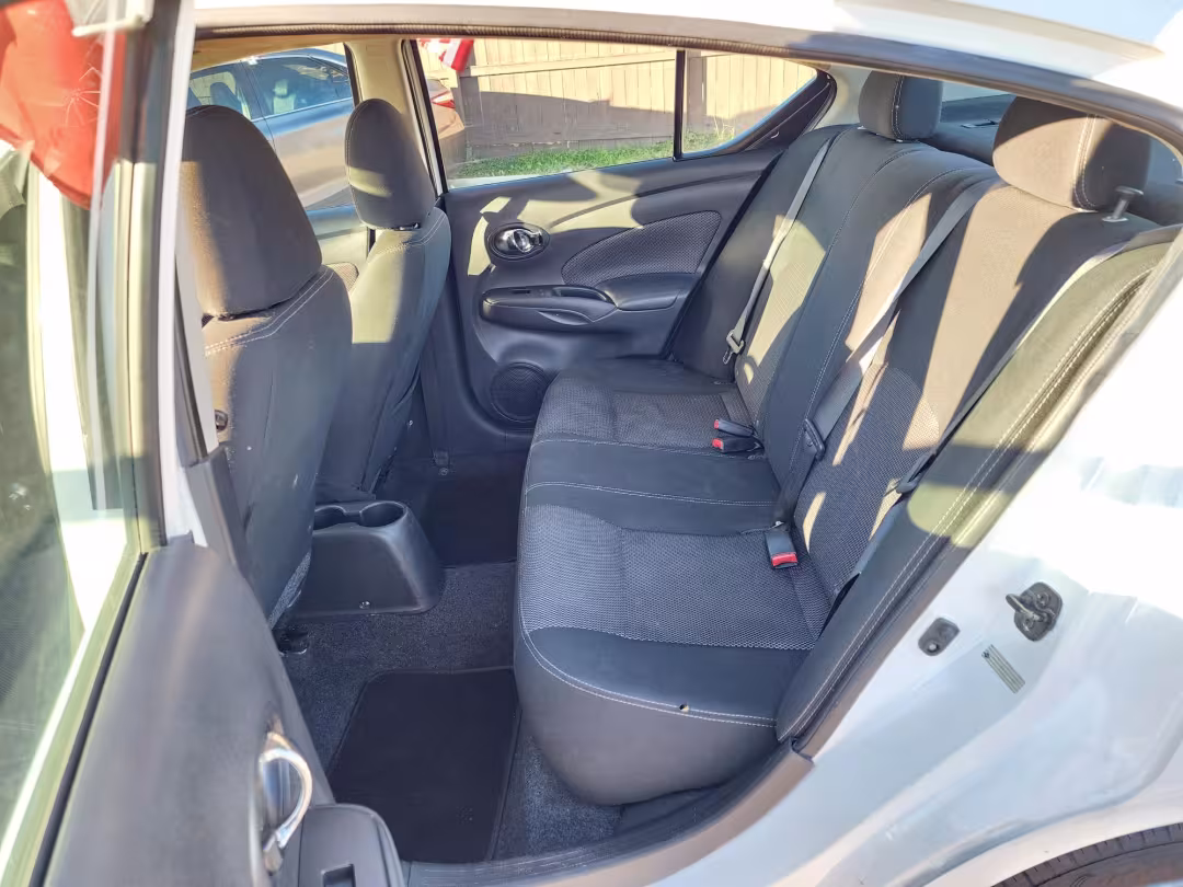 2018 Nissan Versa - 3N1CN7AP4JL864589 - Image #8