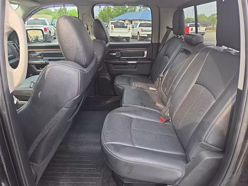 2018 Ram 1500 - 1C6RR7NM5JS355423 - Image #11