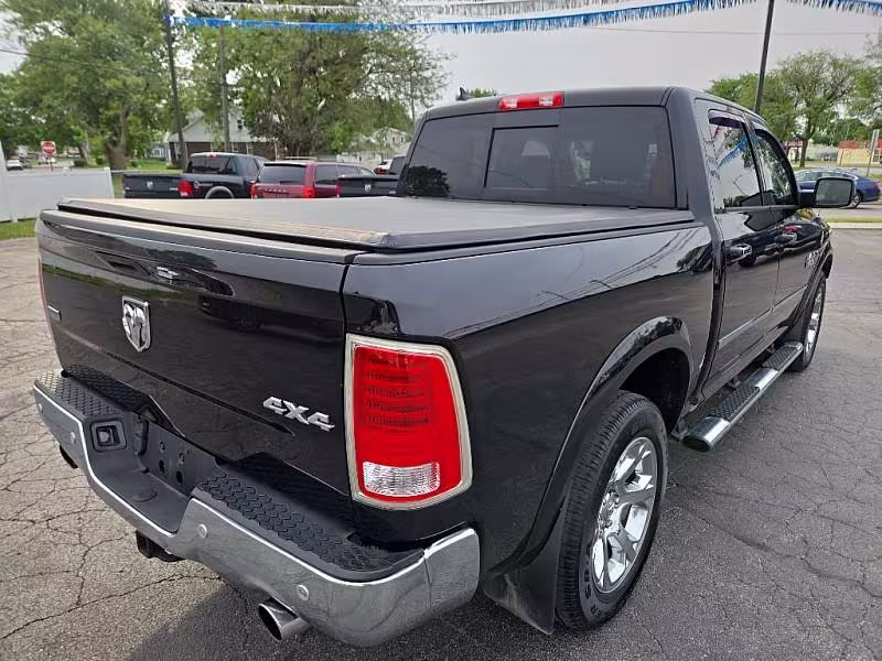2018 Ram 1500 - 1C6RR7NM5JS355423 - Image #4