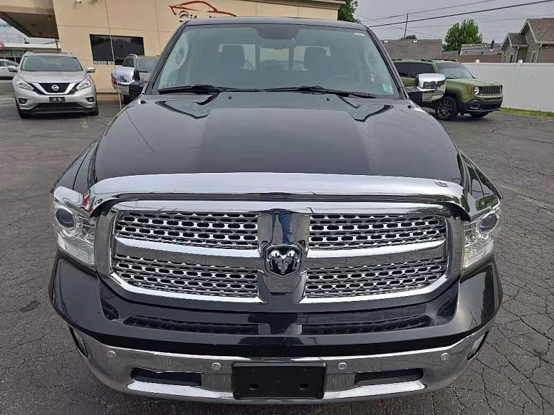 2018 Ram 1500 - 1C6RR7NM5JS355423 - Image #9