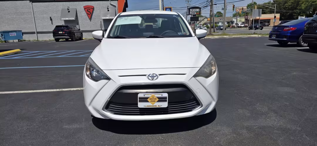 2018 Toyota Yaris iA - 3MYDLBYV7JY317304 - Image #6