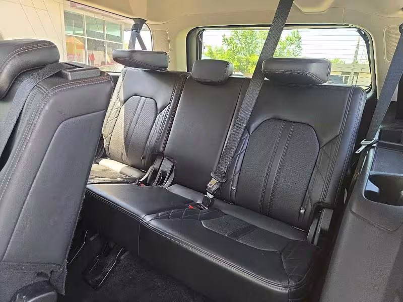 2019 Ford Expedition - 1FMJK1MT9KEA33394 - Image #13