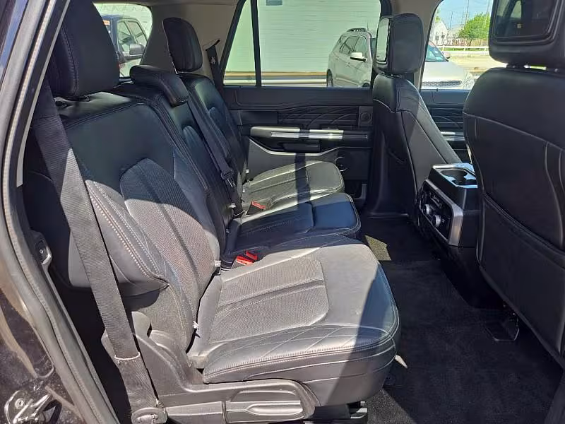2019 Ford Expedition - 1FMJK1MT9KEA33394 - Image #17