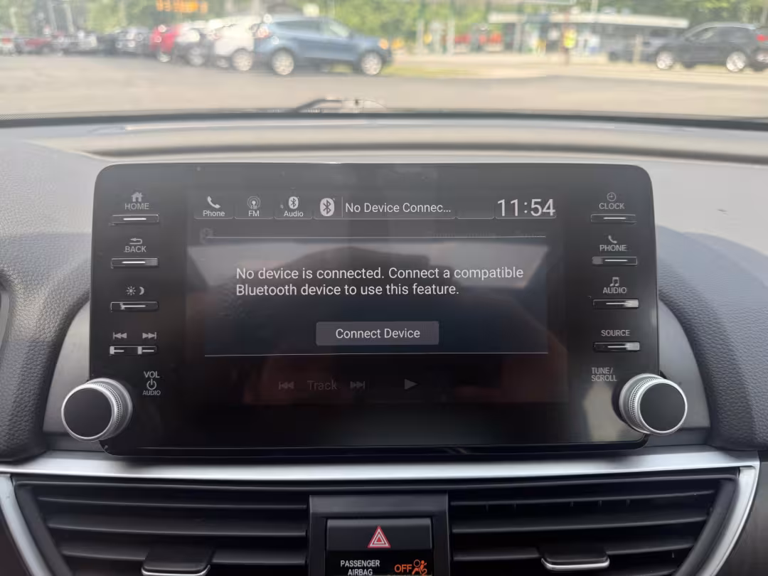 2019 Honda Accord - 1HGCV1F48KA111909 - Image #2