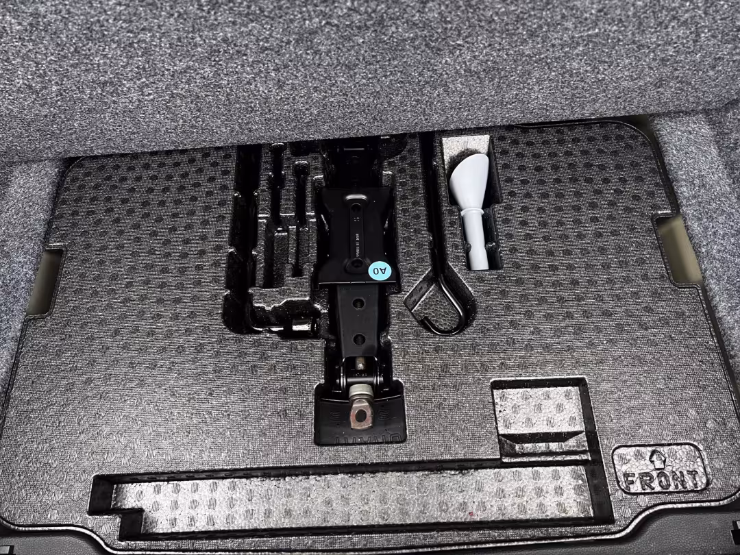 2019 Honda Accord - 1HGCV1F48KA111909 - Image #41