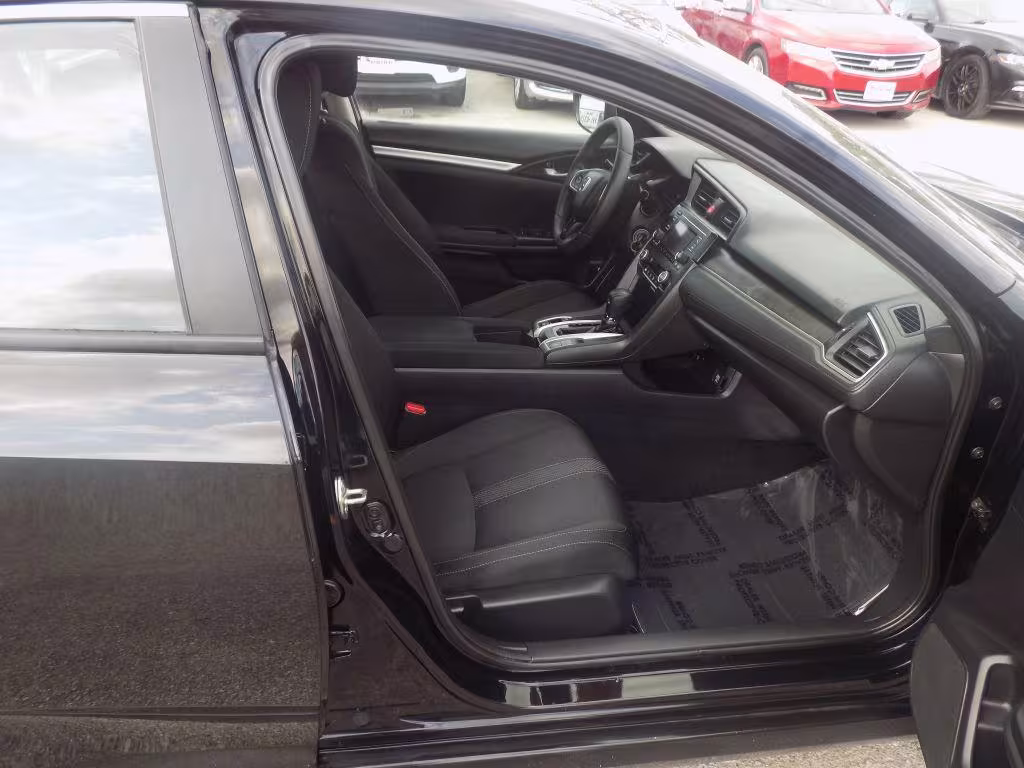 2019 Honda Civic - 19XFC2F67KE040997 - Image #15