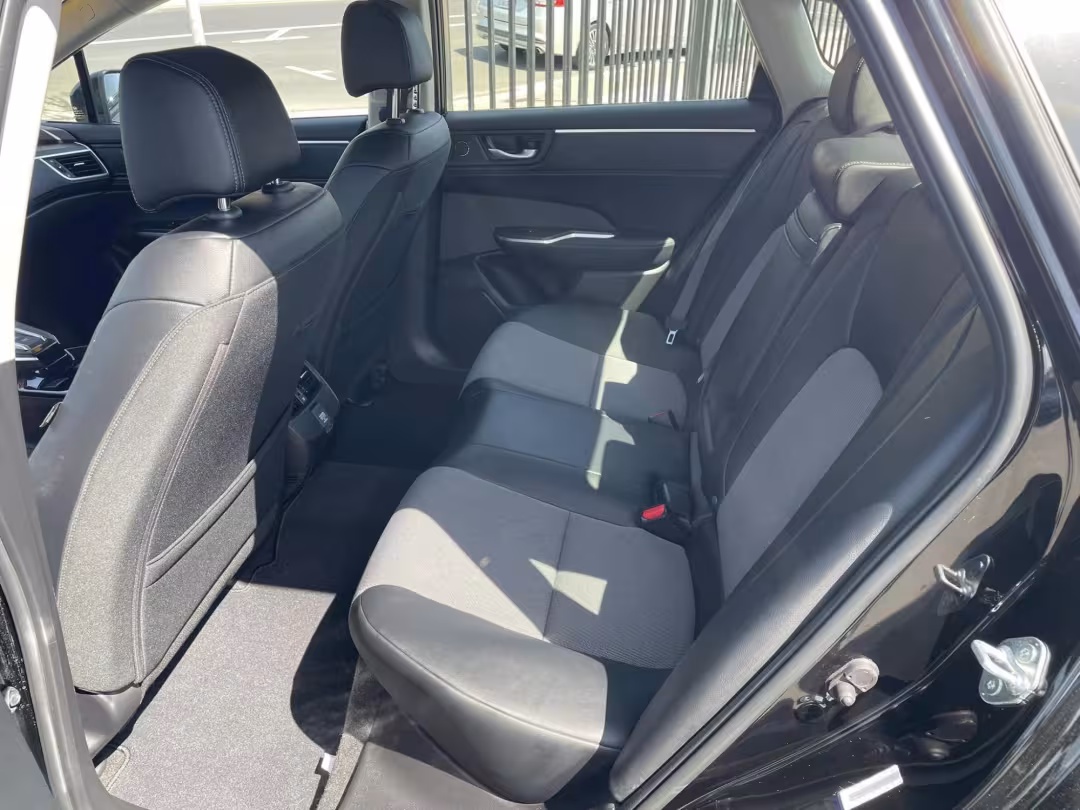 2019 Honda Clarity - JHMZC5F19KC006598 - Image #8