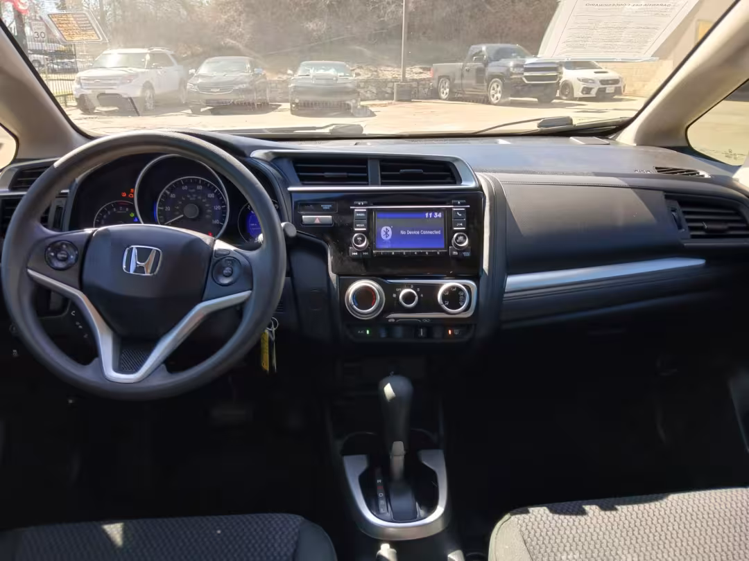 2019 Honda Fit - 3HGGK5H43KM715823 - Image #4