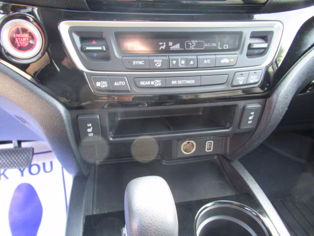 2019 Honda Ridgeline - 5FPYK3F7XKB016656 - Image #20