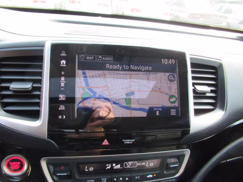 2019 Honda Ridgeline - 5FPYK3F7XKB016656 - Image #21
