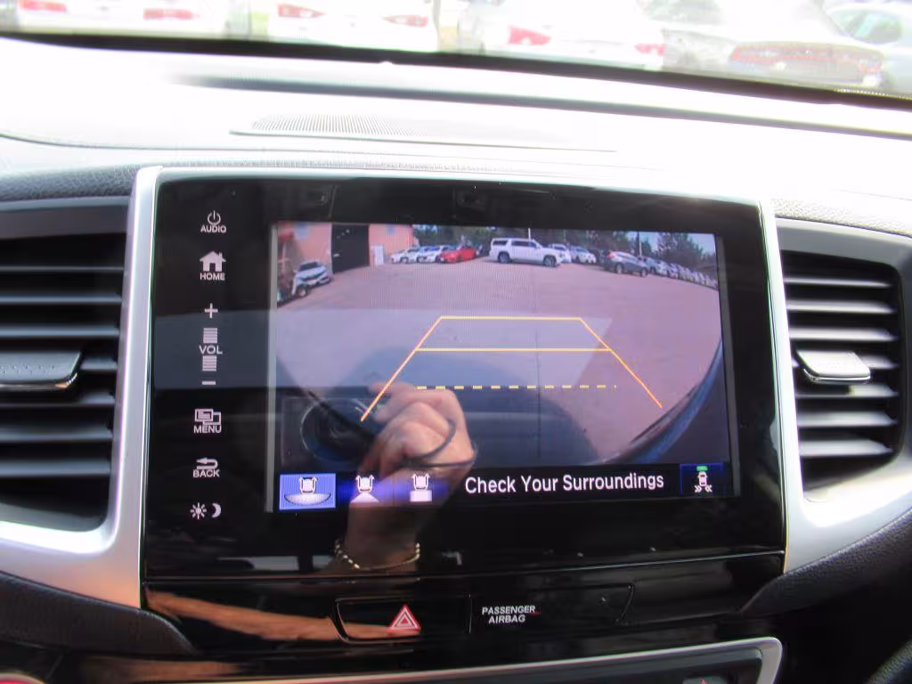 2019 Honda Ridgeline - 5FPYK3F7XKB016656 - Image #22