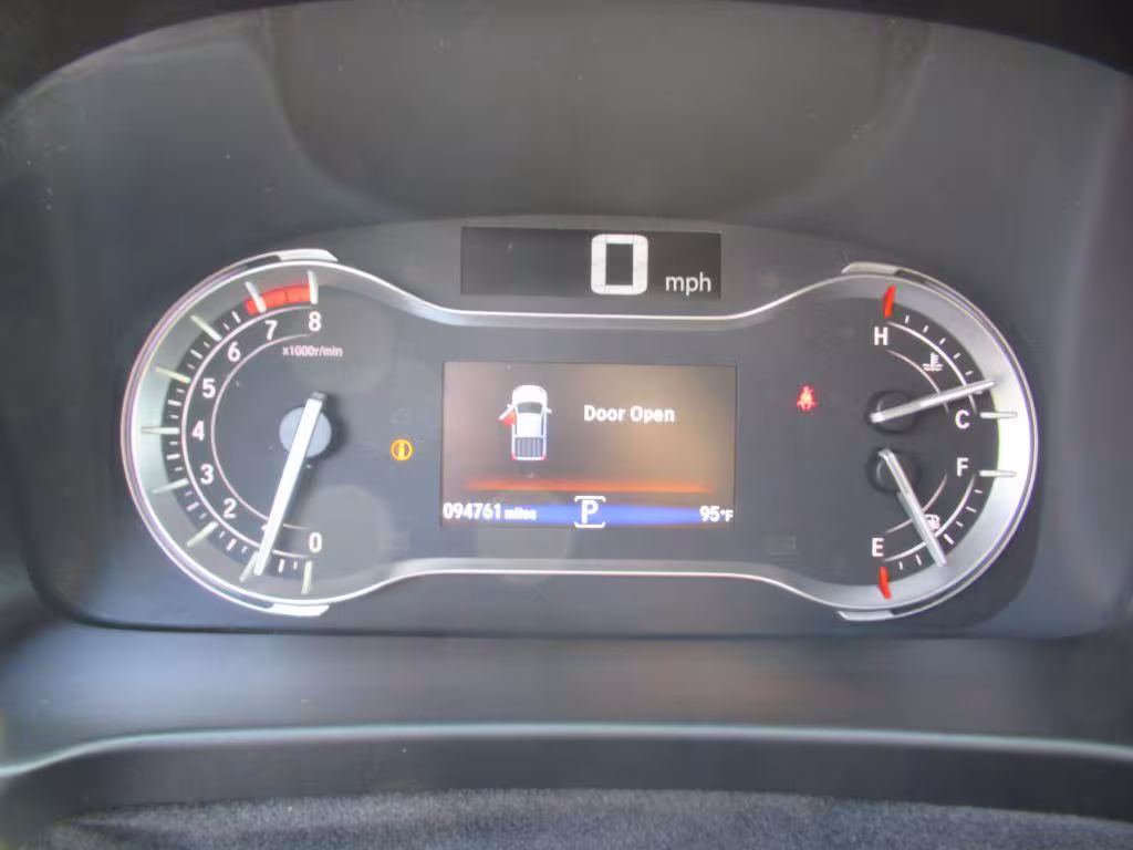 2019 Honda Ridgeline - 5FPYK3F7XKB016656 - Image #25