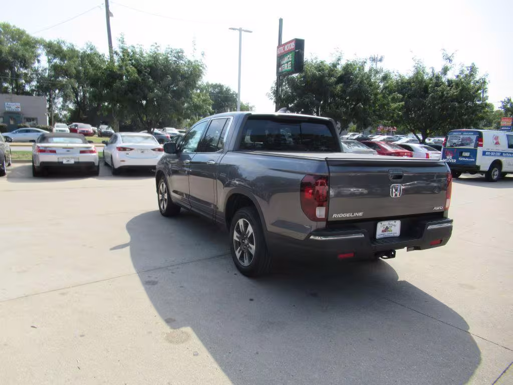 2019 Honda Ridgeline - 5FPYK3F7XKB016656 - Image #6