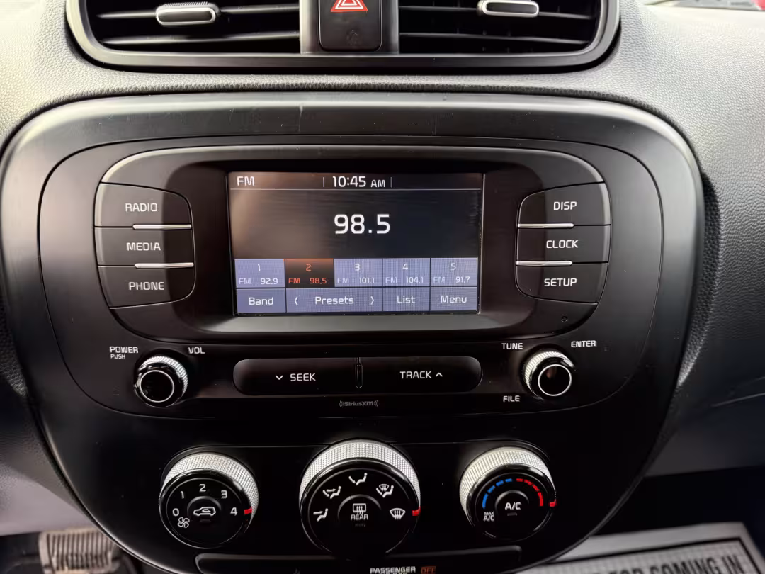 2019 Kia Soul - KNDJN2A20K7674774 - Image #8