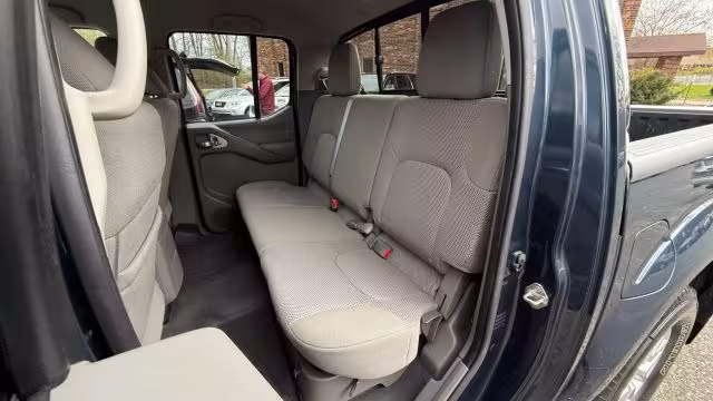 2019 Nissan Frontier - 1N6DD0EV9KN738313 - Image #24