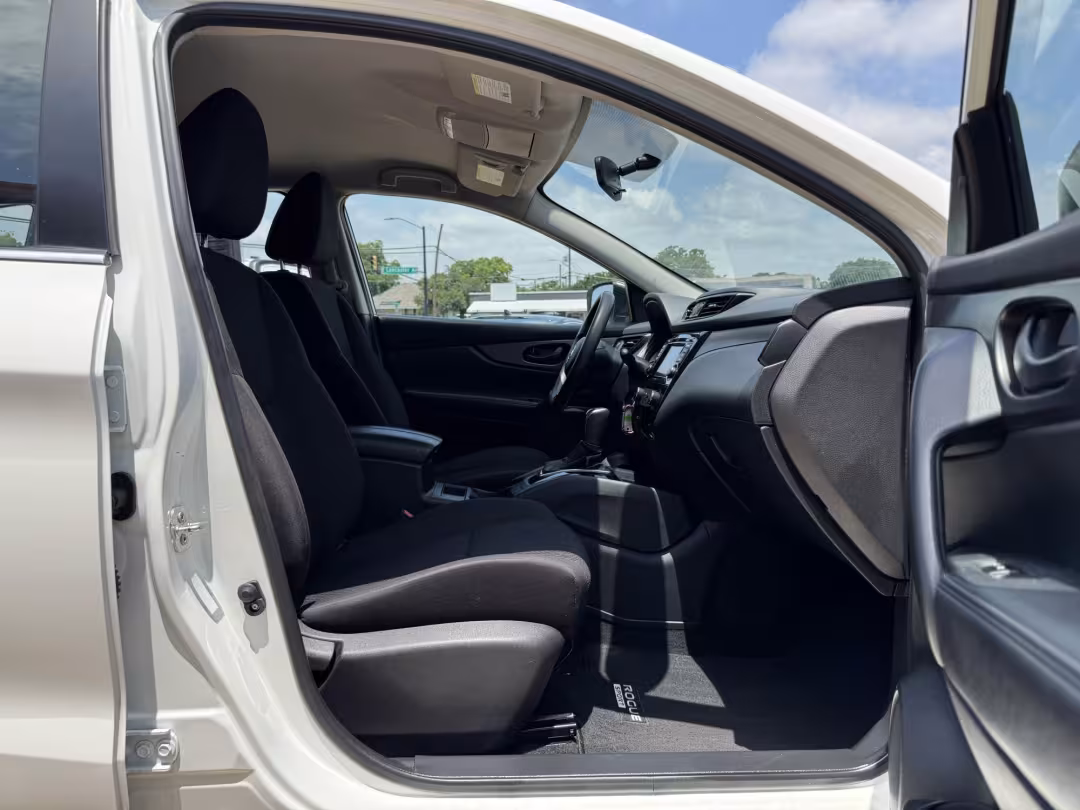 2019 Nissan Rogue Sport - JN1BJ1CR9KW335637 - Image #16
