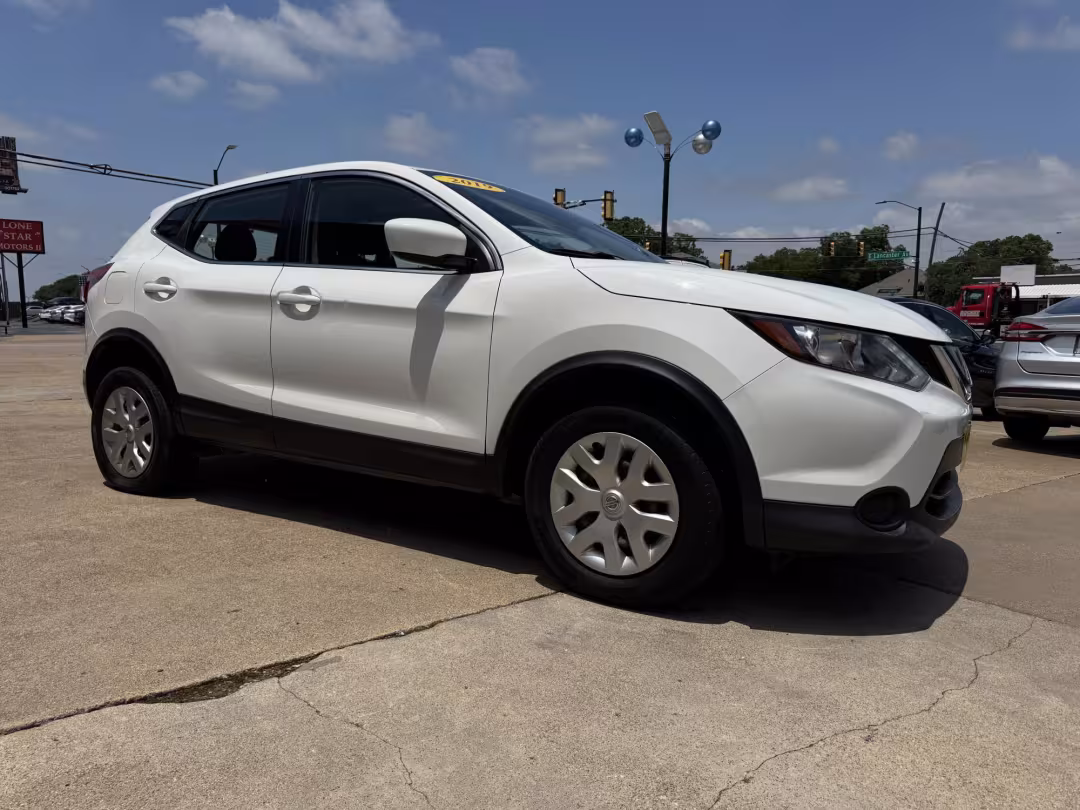 2019 Nissan Rogue Sport - JN1BJ1CR9KW335637 - Image #3
