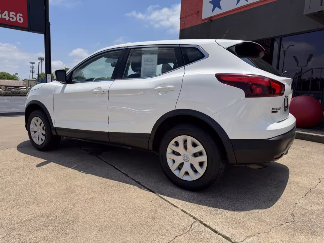 2019 Nissan Rogue Sport - JN1BJ1CR9KW335637 - Image #7