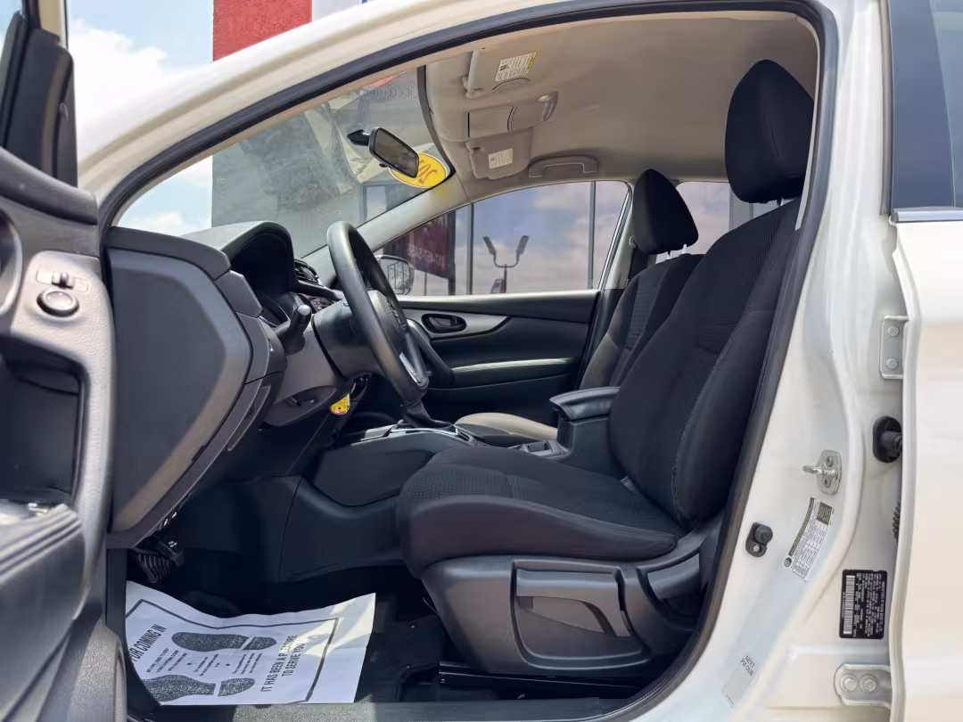 2019 Nissan Rogue Sport - JN1BJ1CR9KW335637 - Image #9
