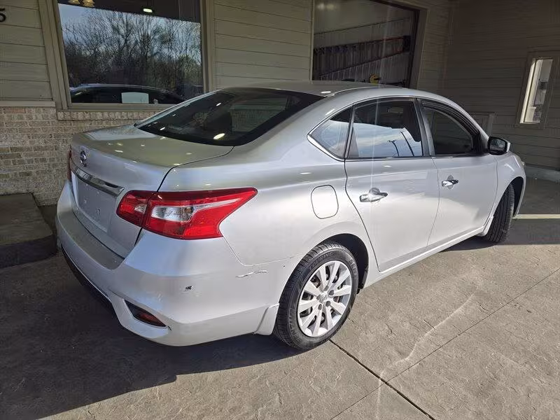 2019 Nissan Sentra - 3N1AB7AP3KY457903 - Image #3