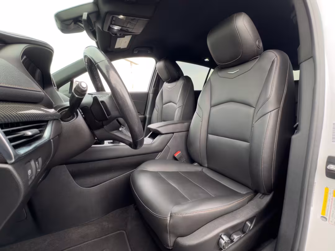 2020 Cadillac XT4 - 1GYFZER40LF054171 - Image #14