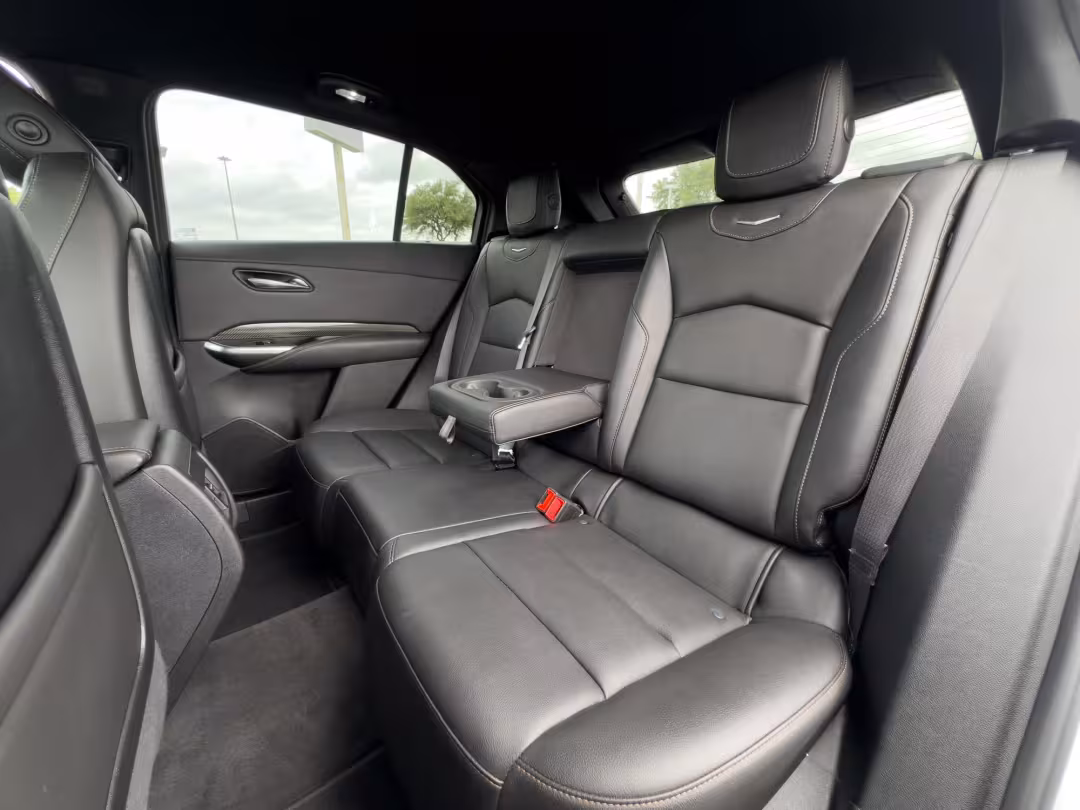 2020 Cadillac XT4 - 1GYFZER40LF054171 - Image #17