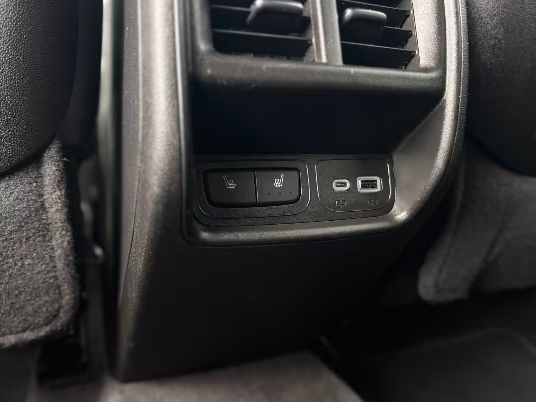 2020 Cadillac XT4 - 1GYFZER40LF054171 - Image #18