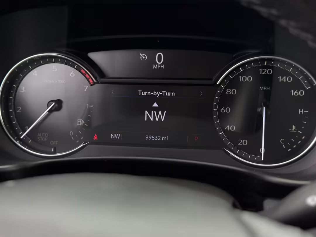 2020 Cadillac XT4 - 1GYFZER40LF054171 - Image #25