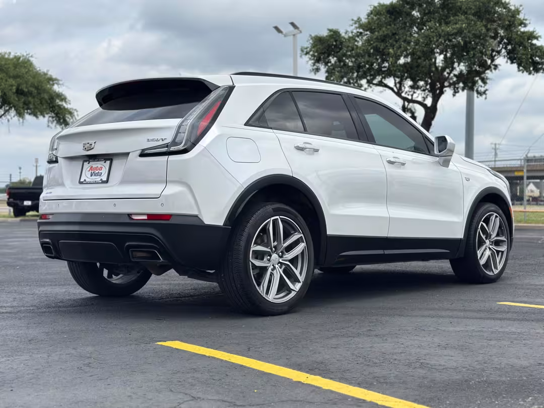 2020 Cadillac XT4 - 1GYFZER40LF054171 - Image #5
