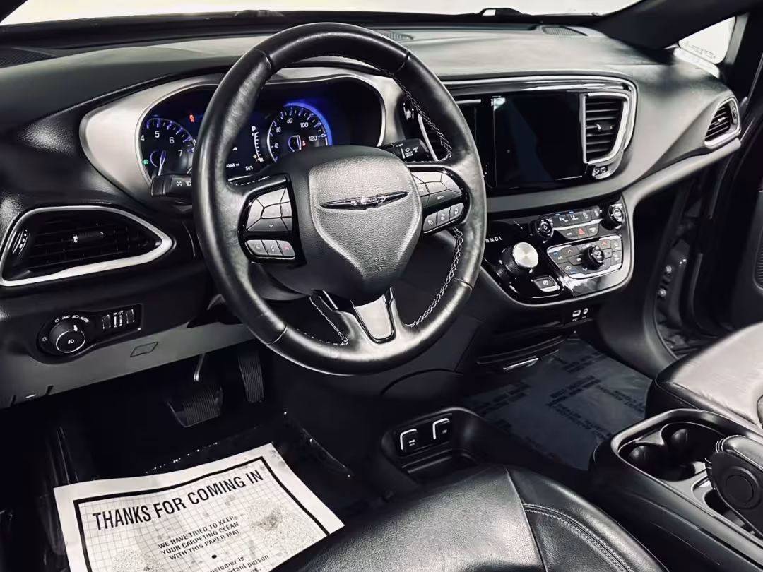 2020 Chrysler Pacifica - 2C4RC3BG3LR290755 - Image #11